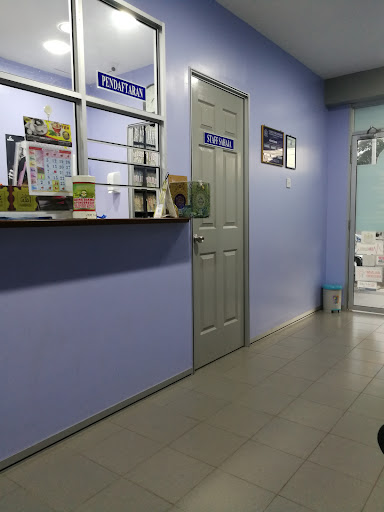 Poliklinik Dr. Azhar Dan Rakan-Rakan Tasek Gelugor