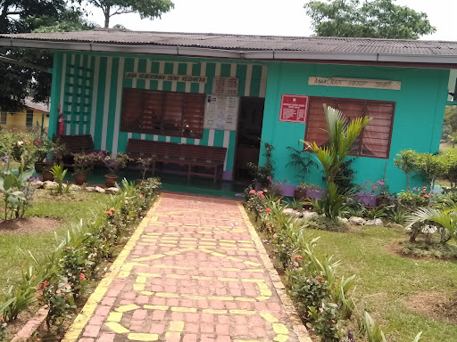 Klinik Chaah Estate