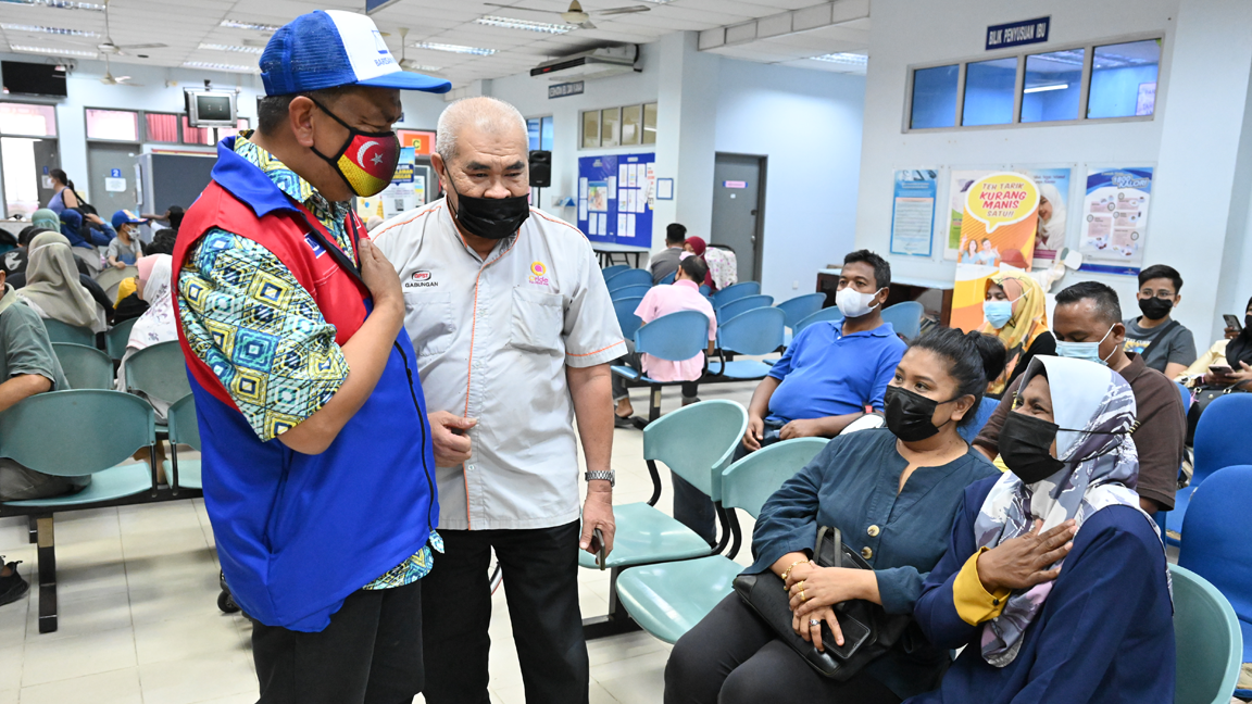 klinik kesihatan pesta